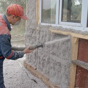 Теплоизоляция эковатой и напылением ппу (применяется в теплоизоляции пола, стен, крыш, поверхностей промышленных объектов).