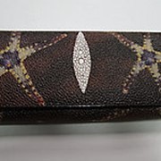 Женский коричневый кожаный кошелек “Морскими звезды“ фотография