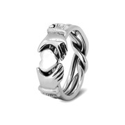 Серебряное кольцо для настоящих романтиков от Wickerring фото