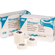 Пластырь на основе нетканой вискозы Микропор (3M™ Micropore™). Пластырь MICROPORE 1,25cm x 9,1m. Мягкий, пористый, воздухопроницаемый. Для чувствительной и детской кожи. фото