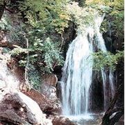 Водопад Джур-Джур фото