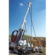 Монтаж и установка ветровых оттяжек бурильного оборудования фото