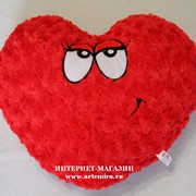 Мягкая подушка "Сердце с рожицей" к 8 марта