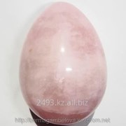 Яйцо из натурального камня фотография