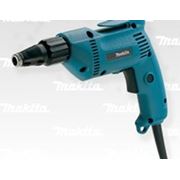 Шуруповерт Makita 6821