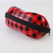 Футляр для солнцезащитных очков фото