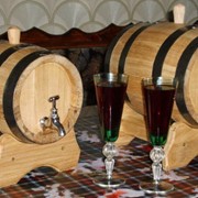Деревянная производственная тара: Бочки дубовые для коньяка, вина, бренди, Бочки для солений фото