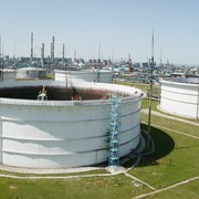 Нефтеперерабатывающий завод фото