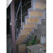 Лестница металлическая ковролин фанера фото