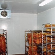 Холодильная камера для хранения мяса и мясных изделий фото