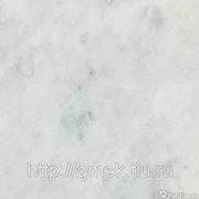 Мрамор Коелга бело-серо-кремовый фотография
