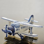 Скульптура Самолет АН-2 Гжель фотография