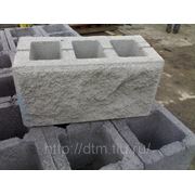 Шлакоблок рваный камень ( бетоноблок) фото