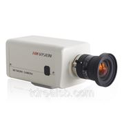 IP видеокамера Hikvision DS-2CD832F-Е в стандартном корпусе фотография