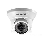 Аналоговая видеокамера Hikvision DS-2CE5582P-IR с ИК подсветкой фотография