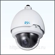 Скоростная купольная камера видеонаблюдения RVi-389 фотография