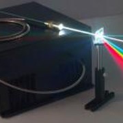 Волоконные лазерные источники белого света фото