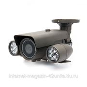 Уличная вандалозащищённая видеокамера 700ТВЛ с ИК-прожекторами и вариообъективом 9-22 мм фото