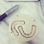 изготовление несъемных зубных протезов фото