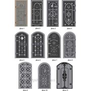 Двери кованые и с коваными укпашениями,накладками.Двери решётчатые кованые. фото