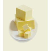 Масло сливочное “Крестьянское“ 725% по цене 52 долл.США за кг .объем производства 40 тонн в месяц. фотография