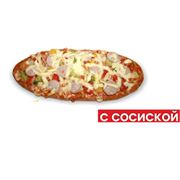 Пицца багетная с сосиской фотография
