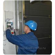 Ремонт секционных ворот фото