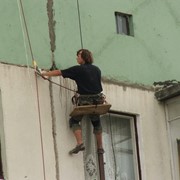 Установка тепло- и гидроизоляции на фасадах зданий в Украине фото