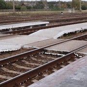 Плиты железнодорожных переездов фото