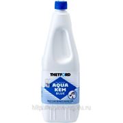 Aqua Kem Blue, 2л — биожидкость, расщепитель для биотуалета и сточных ям фото