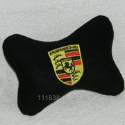 Подушка подголовник Porsche черная фотография