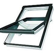 Мансардное окно Fakro PTP U4 PROFI ПВХ двухкамерным стеклопакетом (114*118) фотография