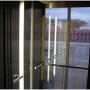 Лифты пассажирские и грузопассажирские для высотных зданий фото