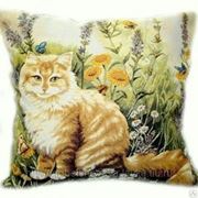 Декоративная наволочка из гобелена "Кот в цветах" 50х50 см