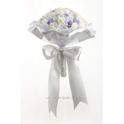 Букет для невесты №26, белый/сиреневый, (розы 29 шт) фото