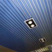 Реечный потолок -кубообразная рейка фотография