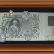 Картина в рамке с монетками №12 фото