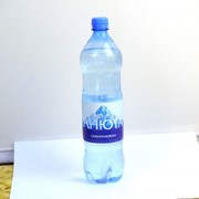 Питьевая вода "Анюта" сильногазированная, 1 литр