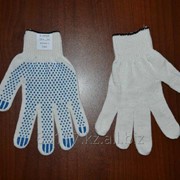 Рабочая перчатка хлопчатобумажная белая с ПВХ Точка фото