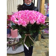 Розовые розы 25 шт 80 см фотография