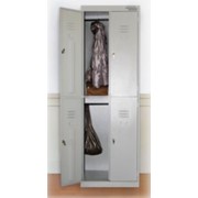 Металлические шкафы для одежды с двумя дверями ШРК