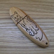 Деревянные флешка “Кошка“ (001) фото