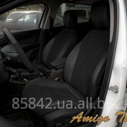 Перетяжка сидений автомобиля алькантара-кожа фотография