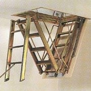 Цельнометаллическая чердачная лестница фотография
