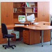 Мебель для офисов, офисная мебель, изготовление на заказ, офисные стеллажи, офисные тумбы, офисные полки для документов, письменные столы, компьютерные столы, офисные шкафы-гардеробы, офисные мини-кухни фото