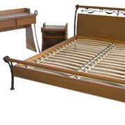 Кровати двуспальные из натурального дерева фото