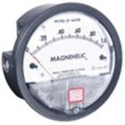 Дифференциальные манометры Magnehelic серии 2000 фотография