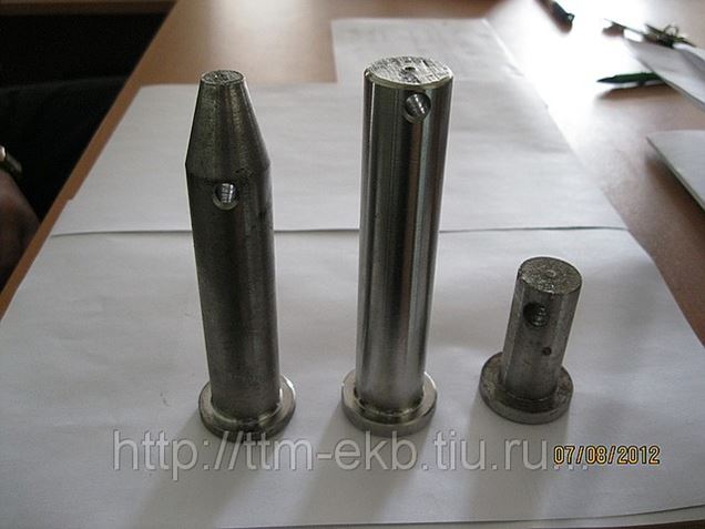 Валик петли люка полувагона в Екатеринбурге (Комплектующие и запчасти ...