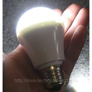Светодиодная лампа, патрон Е27, 4Вт, заряжаемая. фото