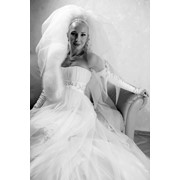 Пошив свадебных платьев Киев и отделка кристаллами, стразами, бисером. фото